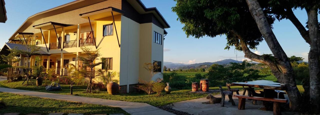 Baan Sakuna Chiang Khong Bagian luar foto