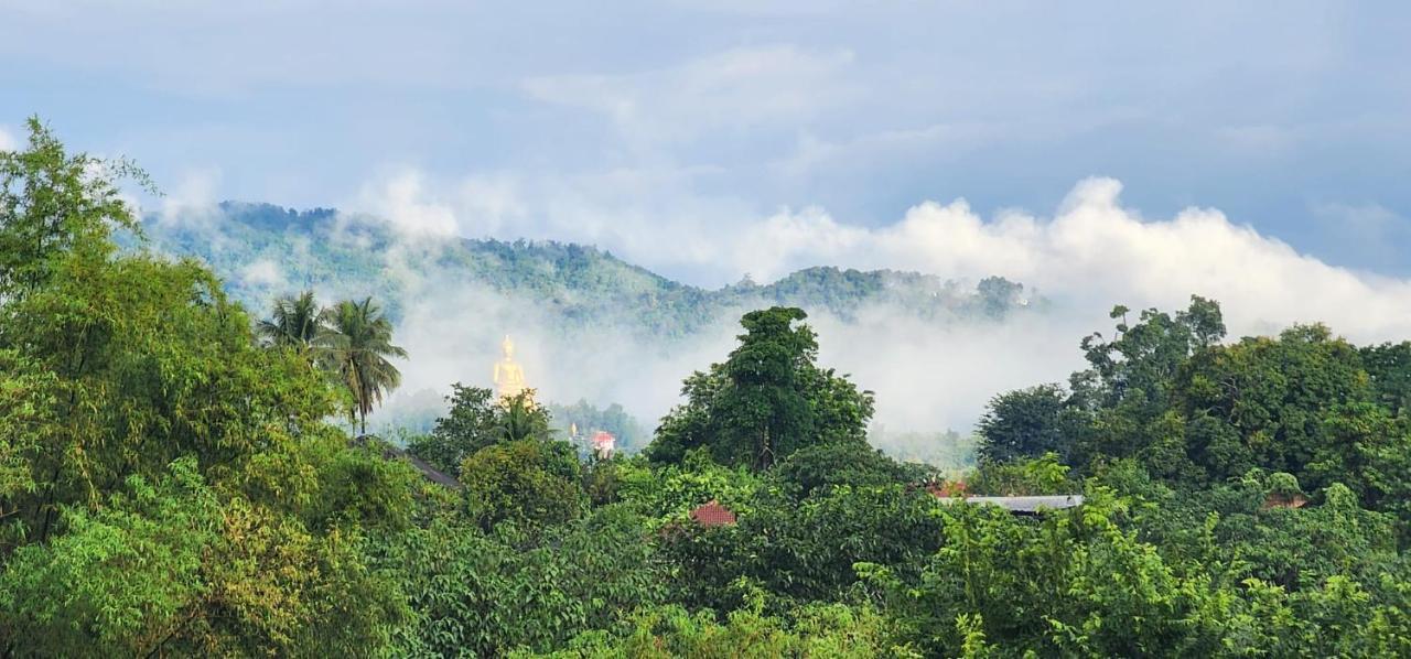 Baan Sakuna Chiang Khong Bagian luar foto