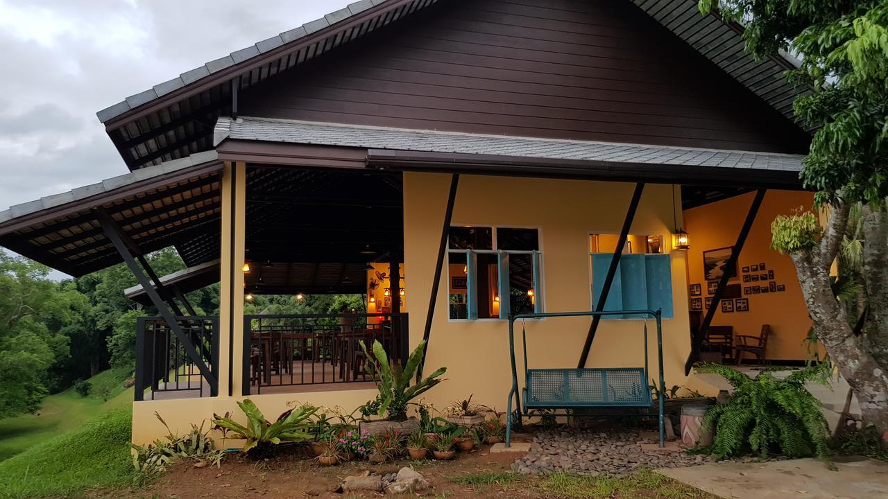 Baan Sakuna Chiang Khong Bagian luar foto