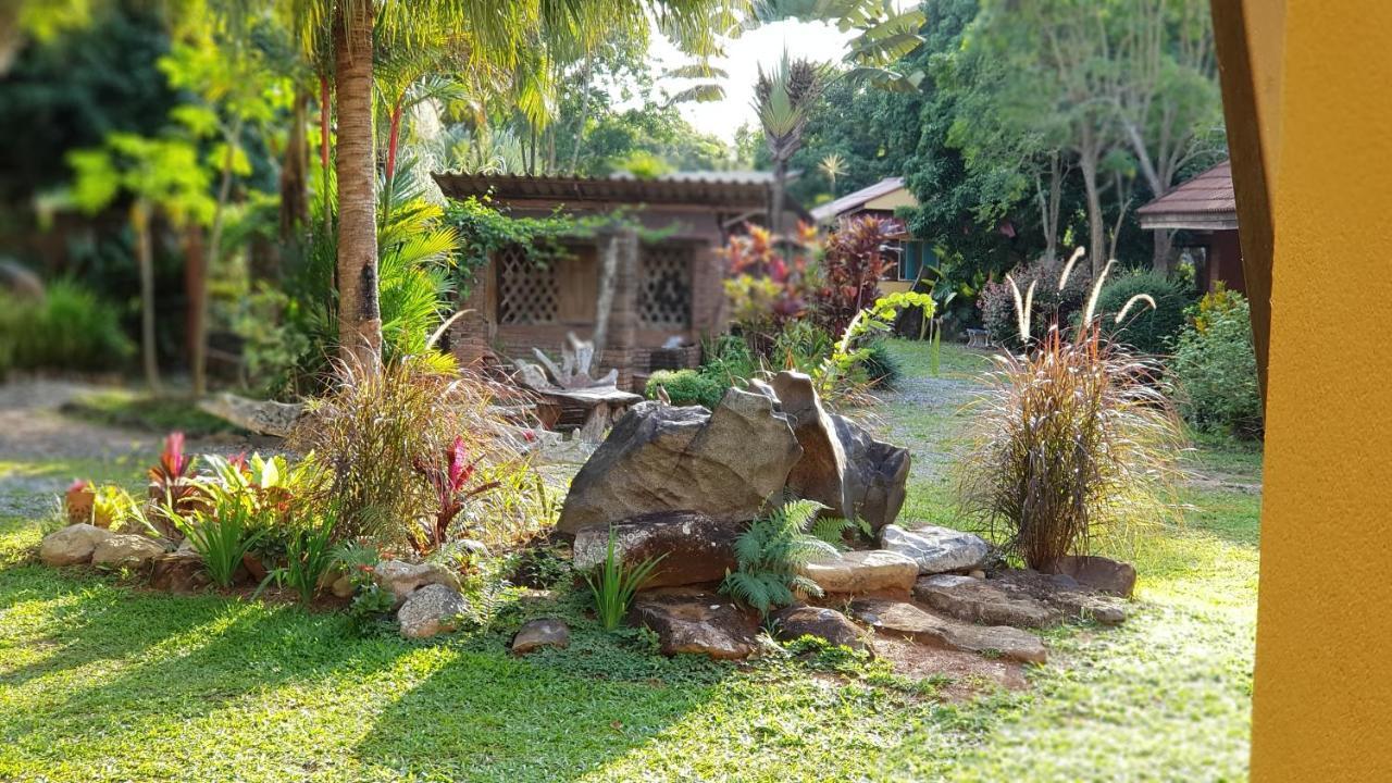 Baan Sakuna Chiang Khong Bagian luar foto